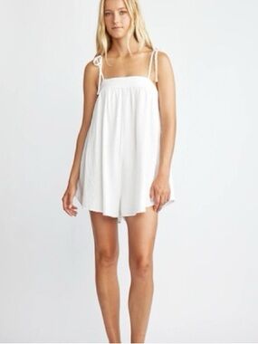 SELF CONTRAST White Tie-Shoulder Romper medium